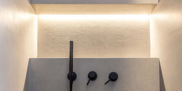 Reforma de Baños El Valle de Altomira · Soluciones de iluminación LED prácticas, funcionales y estéticas